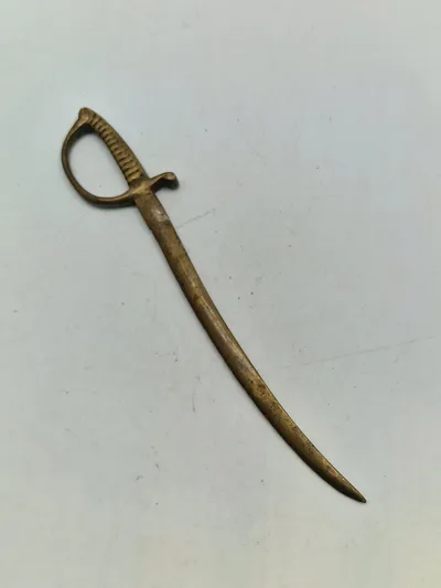 Miniature sabel