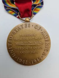 Original Amerikansk WW2 Victory medalje med æske