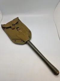 US 1944 feltspade