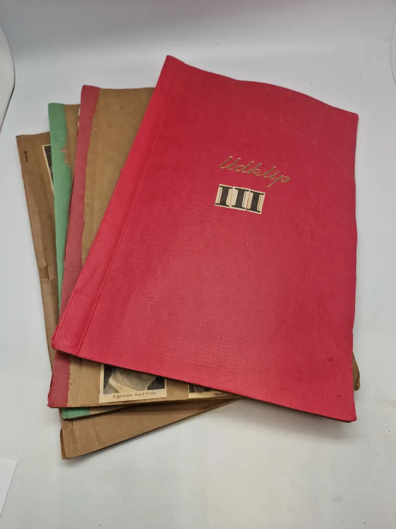 Stor samling udklip i scrapbøger - ww2