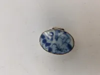 Pilleæske med porcelæns indlæg - sterlingsølv