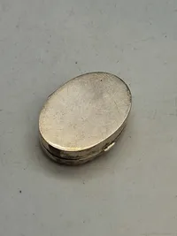 Pilleæske med porcelæns indlæg - sterlingsølv