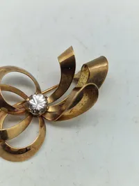 Broche - 8 karat guld - aktuel guldværdi - ca 500,-