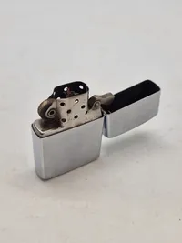 Zippo lighter - Perolin