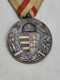 Original Hungarian Kingdom post WW1 Horthy Commemorative Medal of the World War