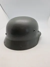 Original tysk M/35 hjelm - ww2, overmalet mærker