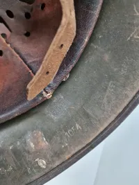 Original tysk M/35 hjelm - ww2, overmalet mærker