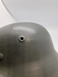 Original tysk M/35 hjelm - ww2, overmalet mærker