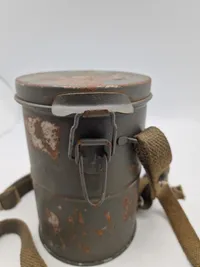 Original tysk M/1917 gasmaske beholder