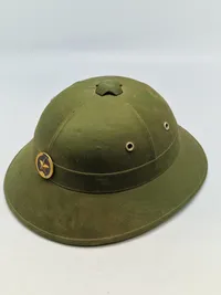 Original NVA pit helmet - Vietnamkrigen