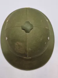 Original NVA pit helmet - Vietnamkrigen