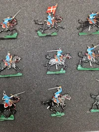 Æske tinfigurer forstillende danske Dragoner