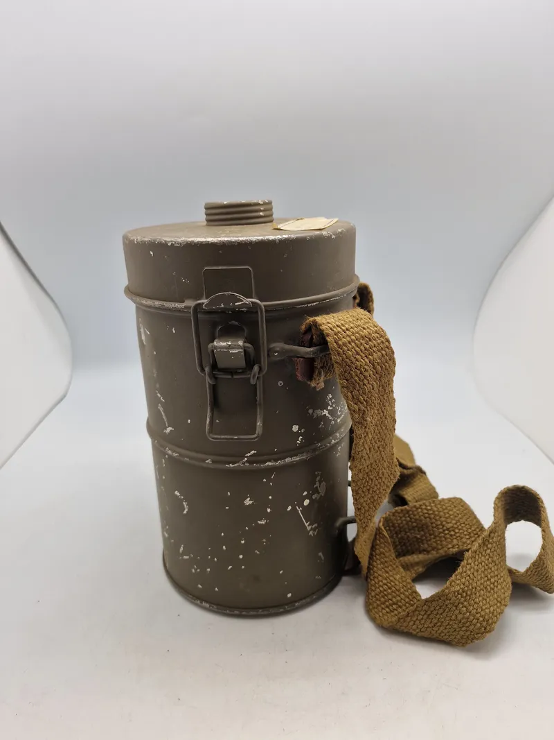 Original dansk M/1931 gasmaske beholder