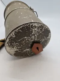 Original dansk M/1931 gasmaske beholder