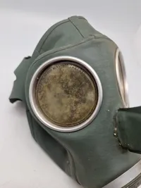 Original tysk Volksgasmaske med kasse - ww2