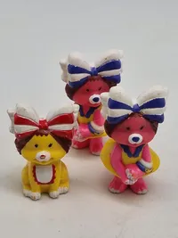 Samling ældre Disney figurer