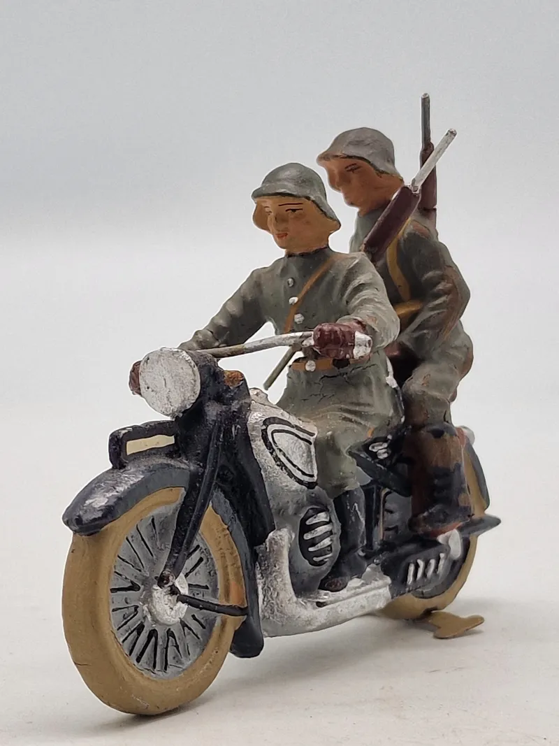 BMW militærmotorcykel 2. Verdenskrig. Lineol