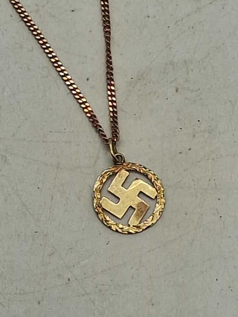 Originalt 14 karat guld hagekros 1933 ti 45 kade af forgyldt sterlingsølv