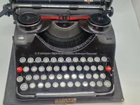 Original Tysk WW2 SS skrive maskine i bakalit, virker