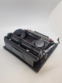Original Tysk WW2 SS skrive maskine i bakalit, virker