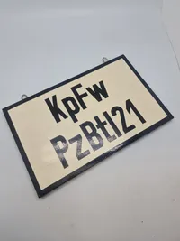 Originalt panzer skilt fra den kolde krig