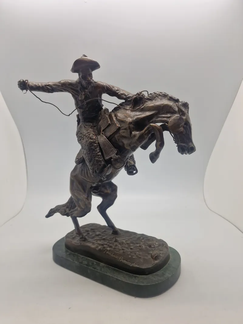 Frederic Remington bronce figur
