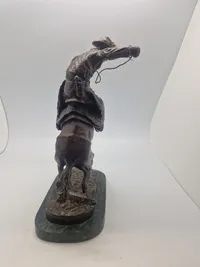 Frederic Remington bronce figur
