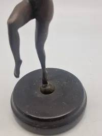 Bronce figur nøgen dame
