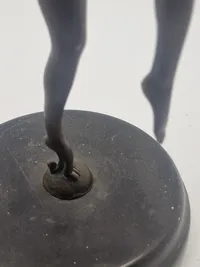 Bronce figur nøgen dame