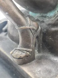 Erotisk figur af bronce