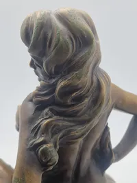 Erotisk figur af bronce