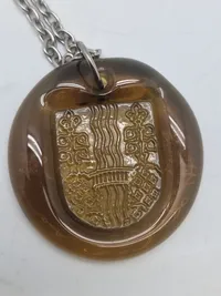 Svensk glassmykke