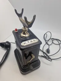 Ældre telefon
