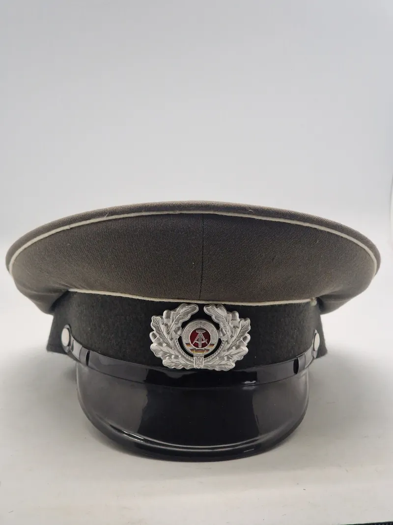 Original NVA schirmmütze - Infanterie