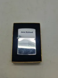 Zippo lighter med æske