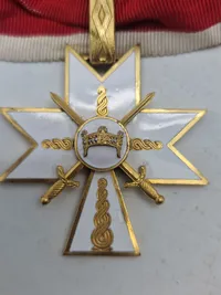Original GERMAN CROAT WWII CROATIAN KNIGHTS CROSS WITH SWORDS OF THE ORDER OF KING ZVONIMIR 1ST CLASS
