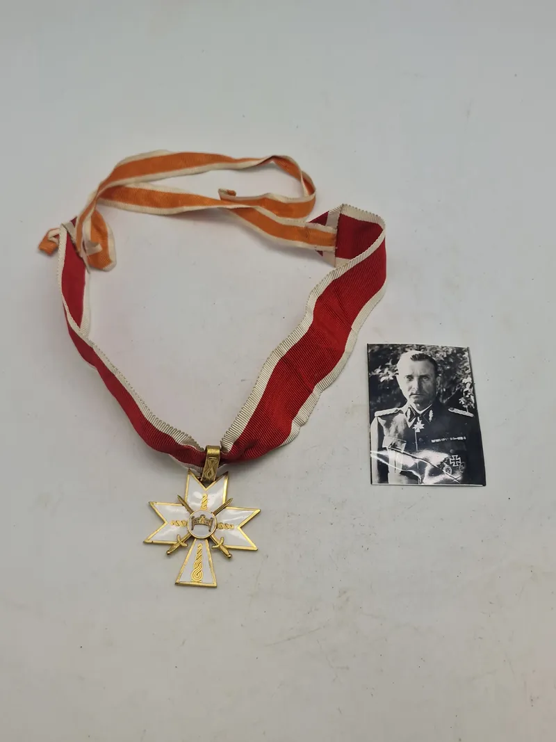 Original GERMAN CROAT WWII CROATIAN KNIGHTS CROSS WITH SWORDS OF THE ORDER OF KING ZVONIMIR 1ST CLASS
