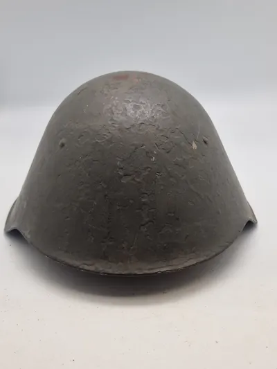 Original tysk NVA stålhjelm