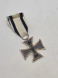 Originalt Jernkors fra ww1 (for non combatante) med fremstiller