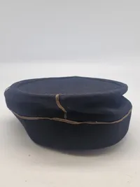 Original kasket model 1910 - Sekondløjtnant i forplejningskorpset