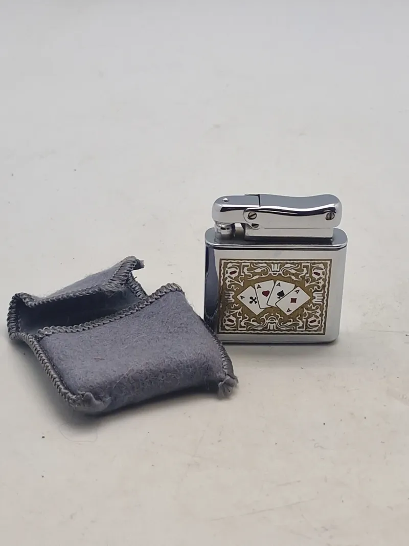 Ældre tysk lighter med spillekort