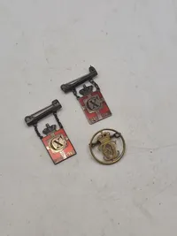 Lot Georg Jensen kongemærke & nationalt mærke lavet af ww2 mønt