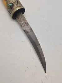 veludført Morrccan dagger med skede af horn