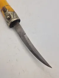 veludført Morrccan dagger med skede af horn