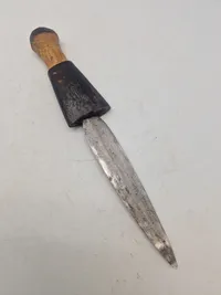 Afrikansk daggert kniv