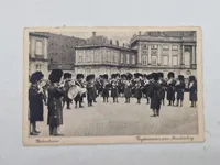 3 originale postkort fra København - med bl.a. gardere