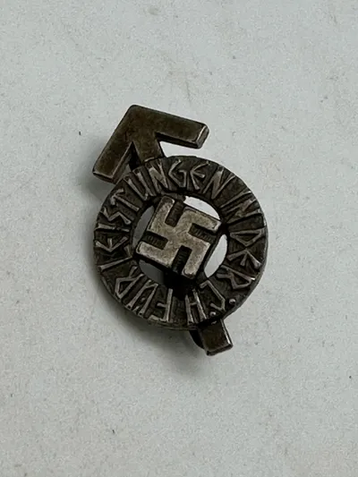 Originalt Hitler youth proficiency badge in silver miniature