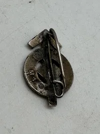 Originalt Hitler youth proficiency badge in silver miniature