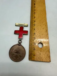 Japan: Red Cross medal for the Russo Japanese War 1904-5 bronze with large enamelled red cross suspension for Medical staff
