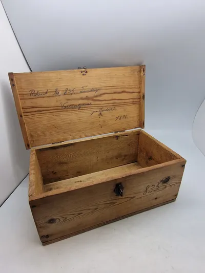 Original Navngiven soldater kasse fra Værløse lejern 1898